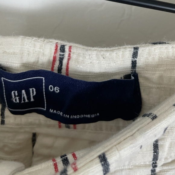 Striped Pleated High Glam Girly Picnic Summer Spring Modern Hip Artsy Shorts - Picture 3 of 5